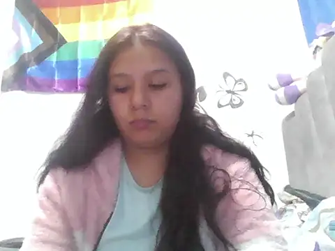 Snapshot of Charis_21 chatting on 04/28/26, 11:21 Charis 21 online show from 04/28/26, 11:21