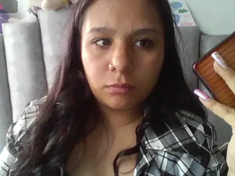 Snapshot of Charis_21 chatting on 05/22/26, 09:53 Charis 21 online show from 05/22/26, 09:53