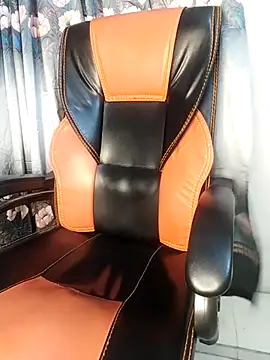 Jenifar- online show from 04/21/26, 04:01