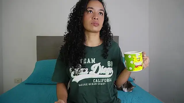 angela  98 online show from 11/23/25, 01:22