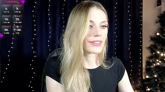 Lilianna Just online show from 12/31/24, 09:39