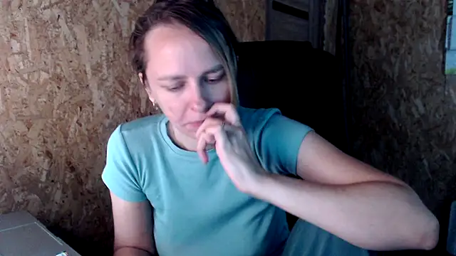 Snapshot of las_sweet chatting on 09/17/25, 07:43 las sweet online show from 09/17/25, 07:43
