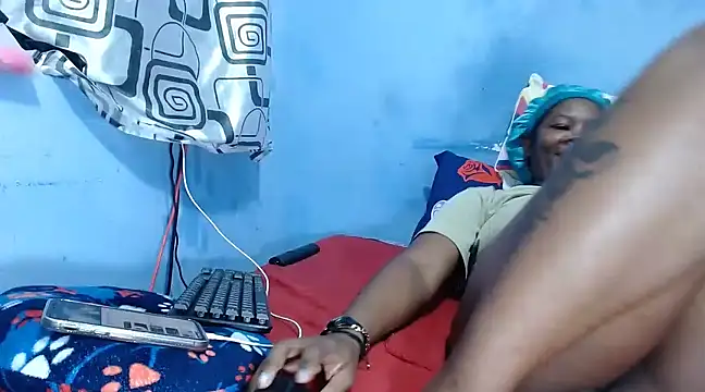 ebony cristal1 online show from 02/15/25, 10:00