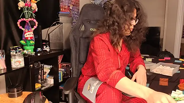 ShinyCherub online show from 02/08/25, 12:38