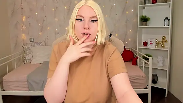 art lovee online show from 01/09/25, 01:08