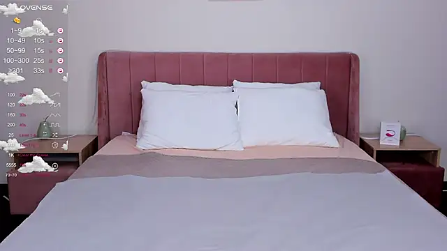 art lovee online show from 01/17/25, 08:34