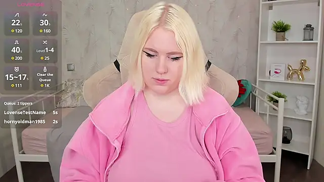 art lovee online show from 01/27/25, 04:41