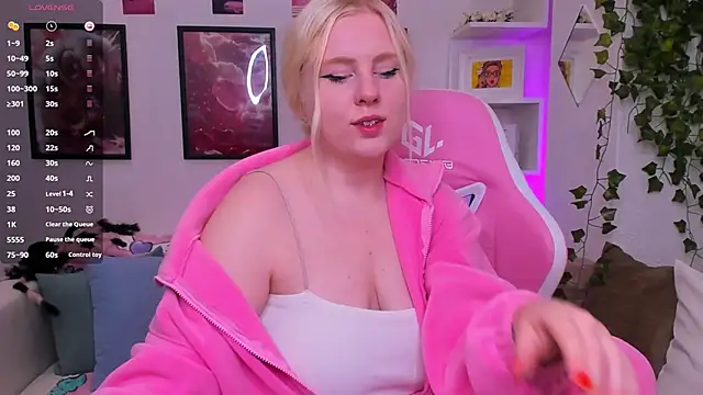 art lovee online show from 09/16/25, 01:17