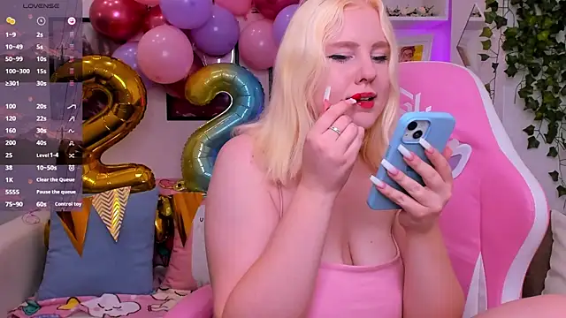 art lovee online show from 10/07/25, 01:25