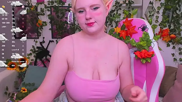 art lovee online show from 10/28/25, 02:26