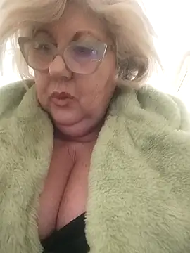 Merilulla online show from 02/18/25, 03:32