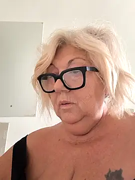 Merilulla online show from 10/09/25, 01:20