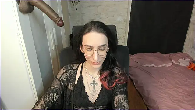 Mayala   online show from 10/02/25, 07:32