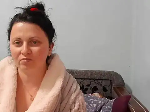 Lillian2 online show from 12/31/24, 12:36