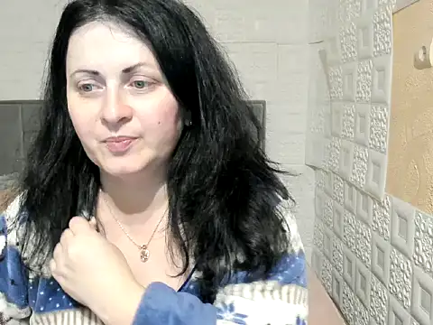 Lillian2 online show from 03/10/25, 12:04