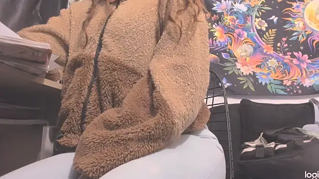 MYFAVOURITESTRAGER online show from 03/13/25, 02:05