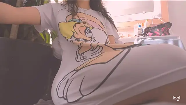 MYFAVOURITESTRAGER online show from 04/05/26, 03:53