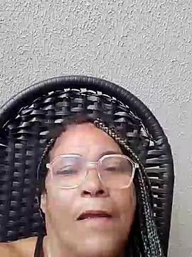 Snapshot of Delicy1 chatting on 03/08/25, 11:05 Delicy1 online show from 03/08/25, 11:05