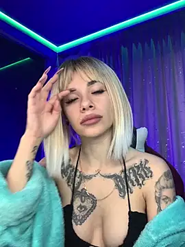 Queen of pain online show from 10/03/25, 07:16