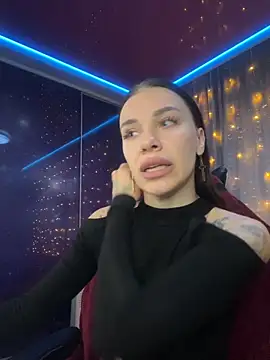 Queen of pain online show from 11/06/25, 07:09