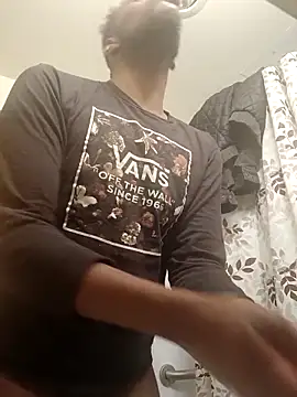 Snapshot of blkhereforall chatting on 02/13/26, 07:10 blkhereforall online show from 02/13/26, 07:10