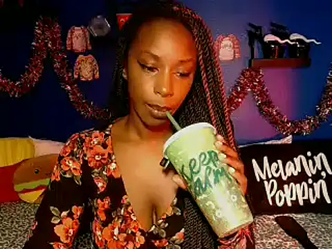 Snapshot of aliviab chatting on 12/12/24, 10:24 aliviab online show from 12/12/24, 10:24