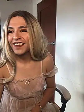 Aly scarf online show from 01/06/25, 04:55