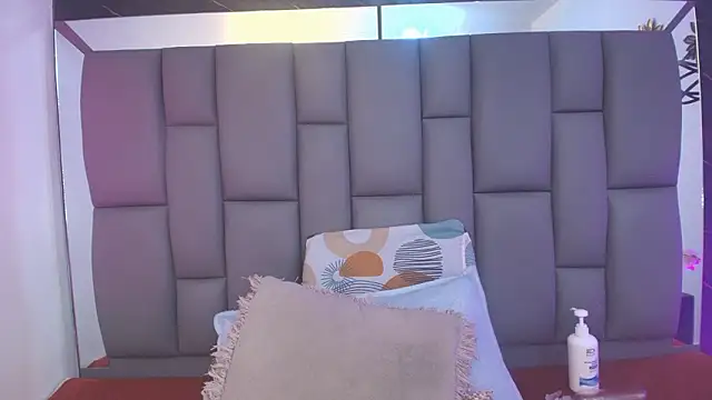  MiaBrown  online show from 01/17/26, 12:10