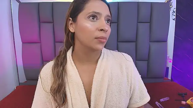  MiaBrown  online show from 02/17/26, 12:12