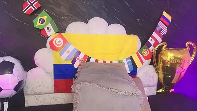  MiaBrown  online show from 07/07/26, 12:09
