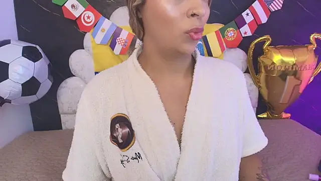  MiaBrown  online show from 07/10/26, 12:08