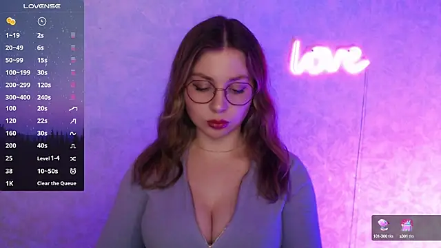 Leah Reed online show from 03/18/25, 03:53