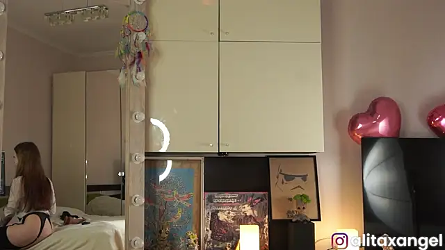 AlitaXAngelic online show from 04/21/26, 05:17