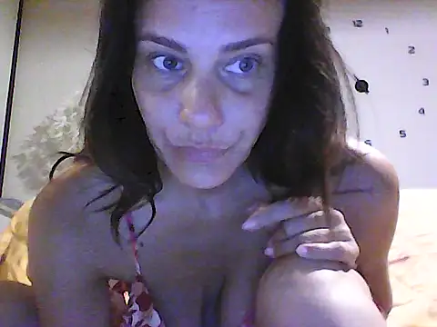 Emyly83 online show from 07/26/26, 10:00