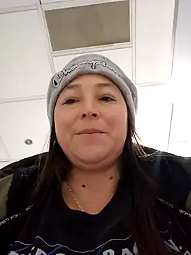 Snapshot of angelbaby1998 chatting on 01/19/25, 09:45 angelbaby1998 online show from 01/19/25, 09:45