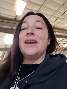 Snapshot of angelbaby1998 chatting on 02/17/25, 06:59 angelbaby1998 online show from 02/17/25, 06:59