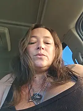 Snapshot of angelbaby1998 chatting on 10/26/25, 10:58 angelbaby1998 online show from 10/26/25, 10:58