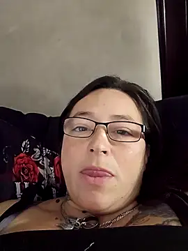 angelbaby1998 online show from 11/28/25, 04:42