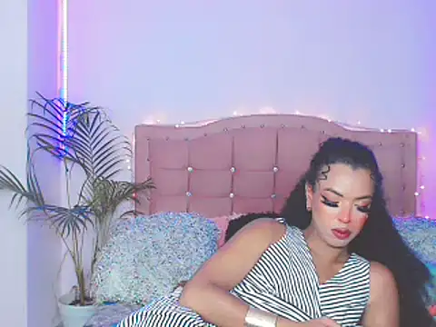 Tanedra collings online show from 01/16/25, 05:53