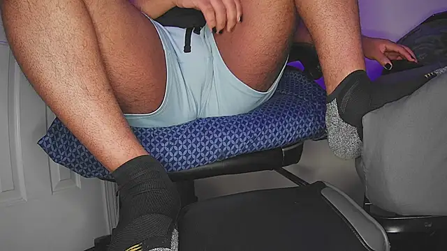 teaser4  online show from 02/02/25, 04:48