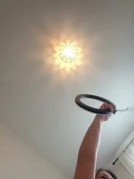 Snapshot of Cute_Anissa chatting on 11/27/25, 02:52 Cute Anissa online show from 11/27/25, 02:52