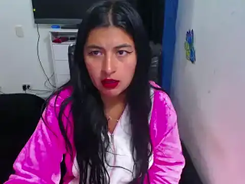 Snapshot of Yunhot_ chatting on 03/18/25, 10:36 Yunhot online show from 03/18/25, 10:36