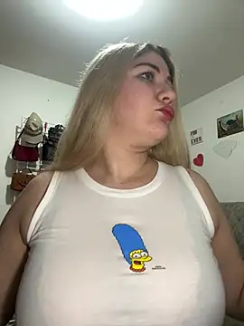Snapshot of Celestedubois chatting on 05/16/26, 12:29 Celestedubois online show from 05/16/26, 12:29