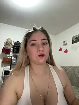 Snapshot of Celestedubois chatting on 05/18/26, 10:48 Celestedubois online show from 05/18/26, 10:48