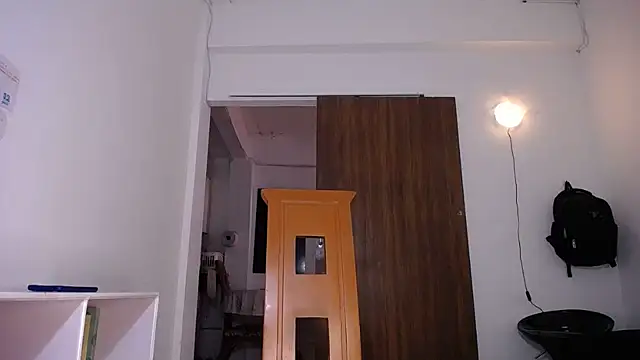 yselahot online show from 04/07/26, 02:06