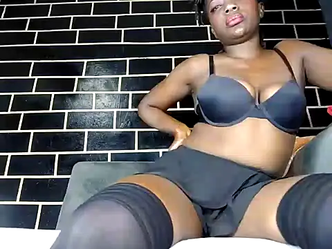 Sweetbeasty online show from 02/02/25, 02:59