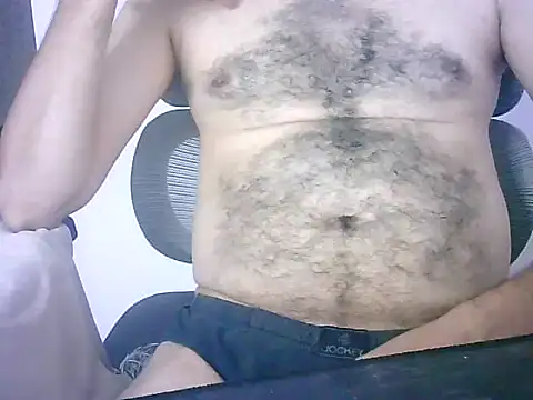 Snapshot of mrose8080 chatting on 10/03/25, 07:00 mrose8080 online show from 10/03/25, 07:00