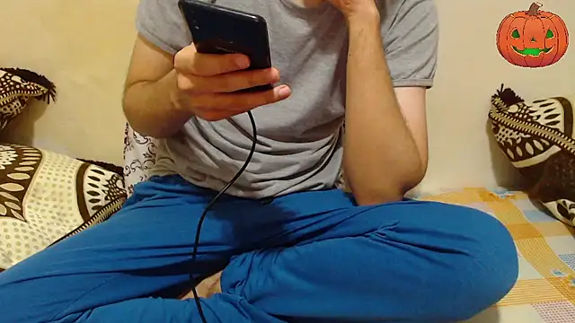 Alexdelarge323 online show from 10/11/25, 11:31