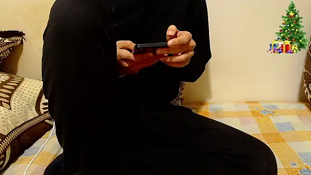 Alexdelarge323 online show from 12/16/25, 11:48