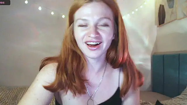 Snapshot of Cassie_Wild chatting on 03/09/26, 12:20 Cassie Wild online show from 03/09/26, 12:20